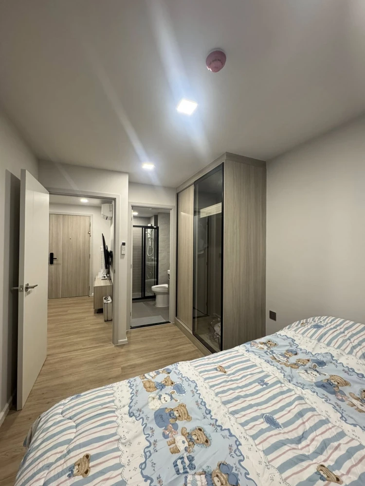 For rent: Atmoz Flow Minburi, ready to move in, fully furnished, complete amenities. Book now, don't miss out!
