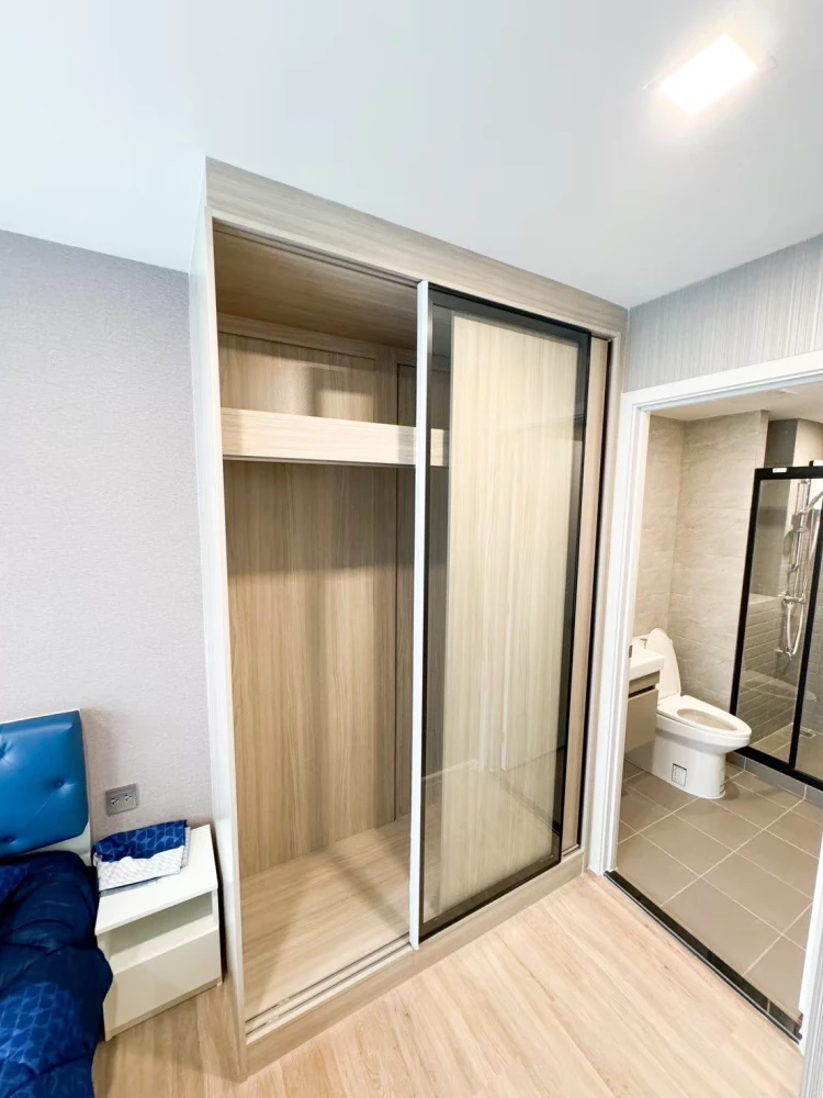 For rent: Atmoz Flow Minburi, separate room, fully furnished, ready to move in.