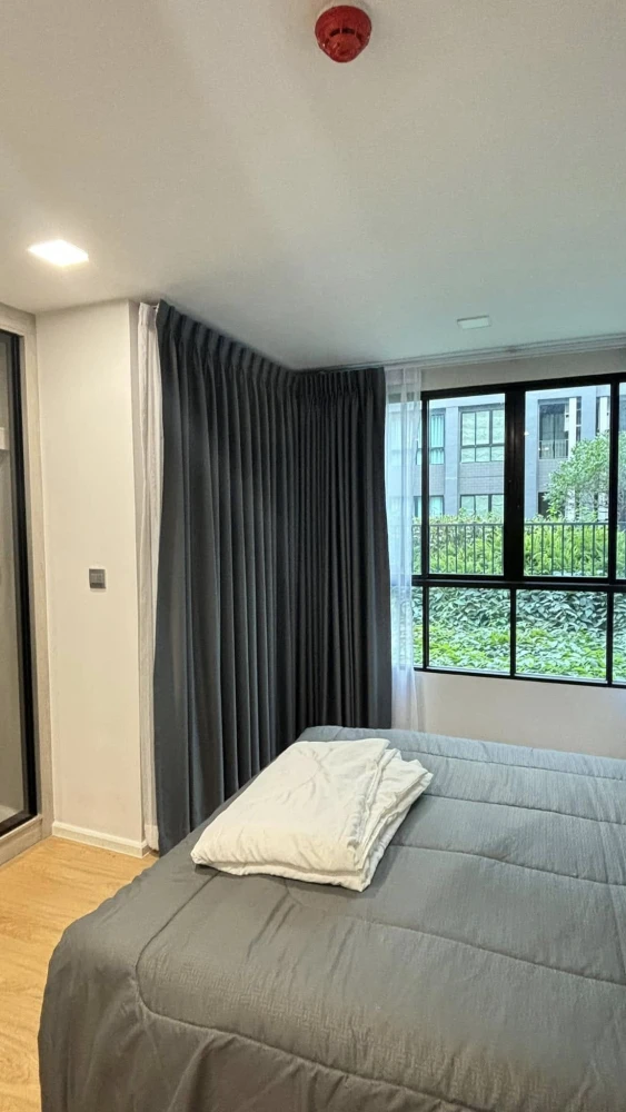 For rent: Atmoz Kanaal Rangsit, 2nd floor, garden view, fully furnished, book now.