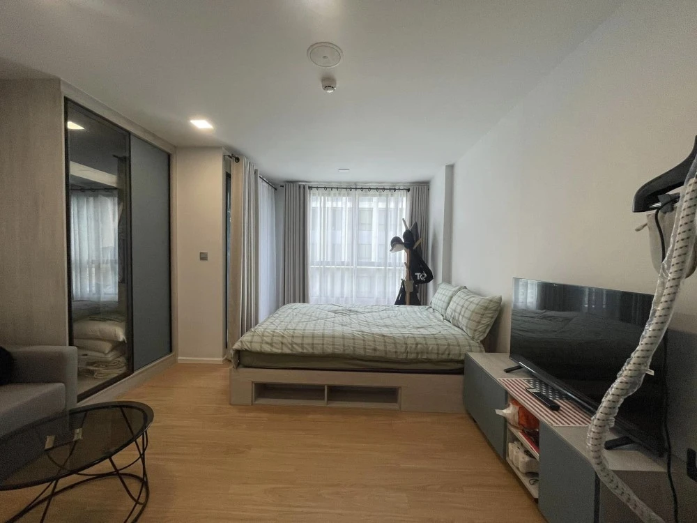 For rent Atmoz Kanaal Rangsit 4th floor, fully furnished room, comes with complete decorations, book now, don't miss it.