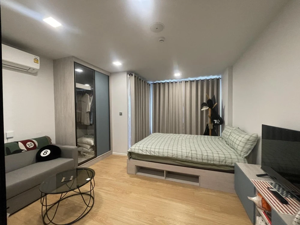 For rent Atmoz Kanaal Rangsit 4th floor, fully furnished room, comes with complete decorations, book now, don't miss it.