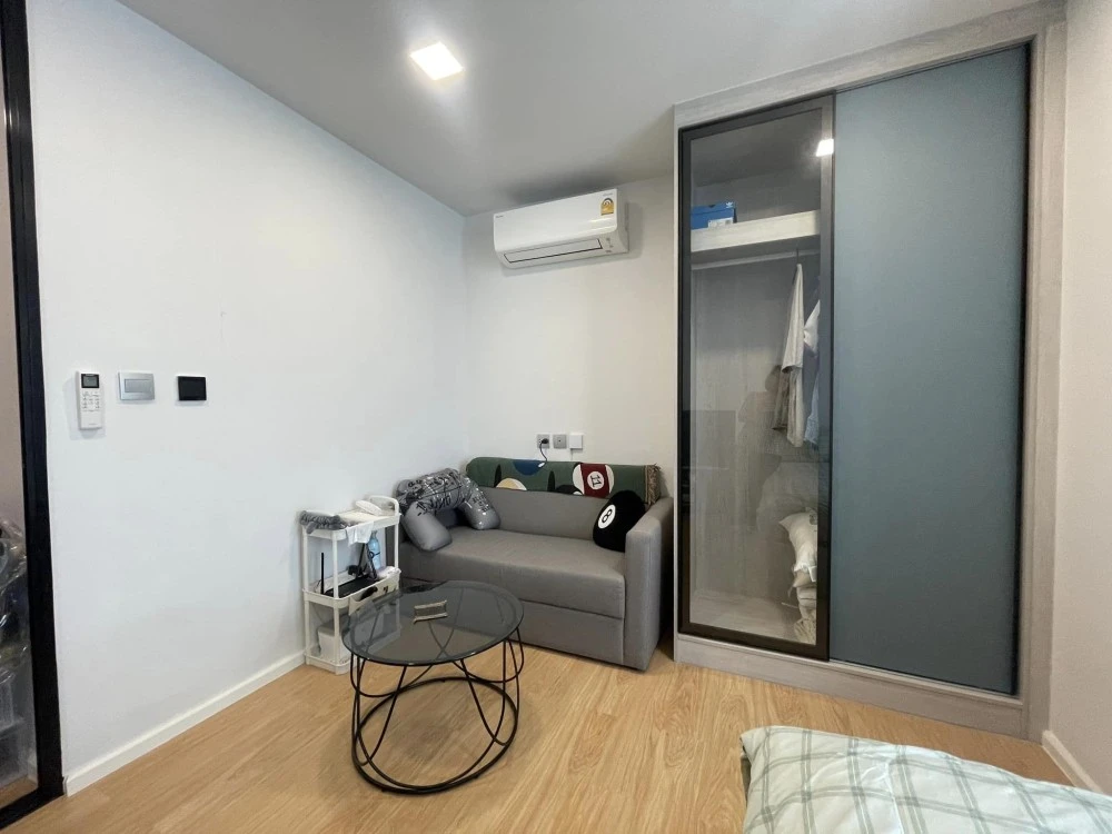 For rent Atmoz Kanaal Rangsit 4th floor, fully furnished room, comes with complete decorations, book now, don't miss it.