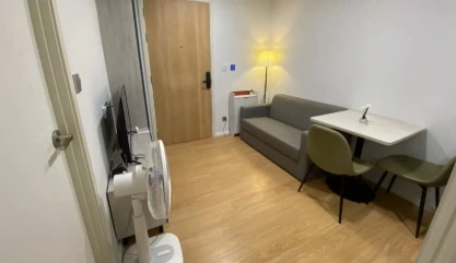 For rent: Atmoz Kanaal Rangsit, 5th floor, nice room, fully furnished, book now, hurry!
