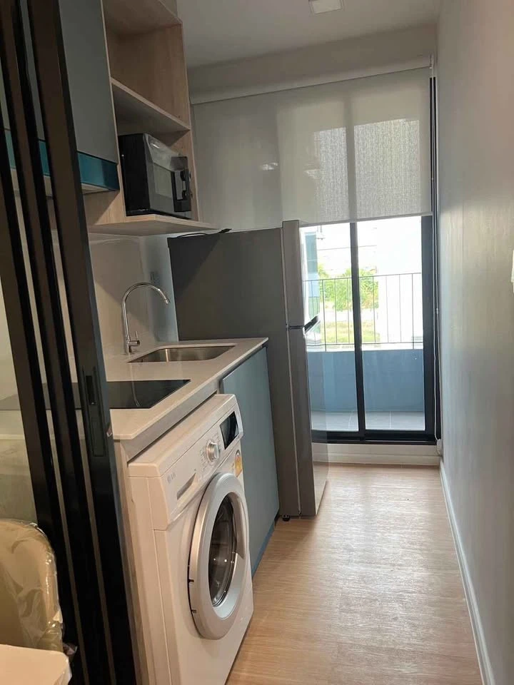 For rent: Atmoz Kanaal Rangsit, 5th floor. Nice, fully furnished unit. Book now! Don't miss out!
