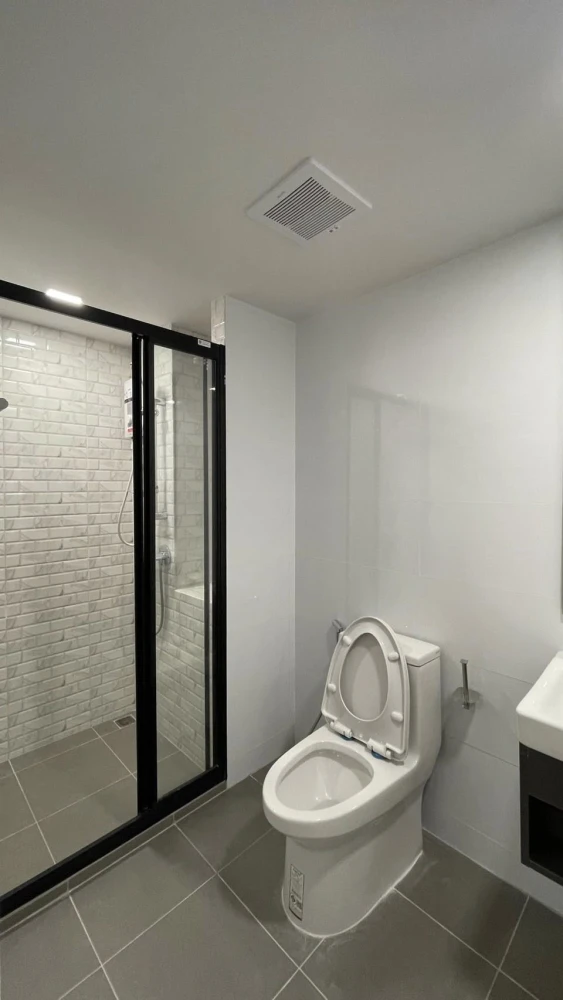 For rent Atmoz Kanaal Rangsit, 6th floor, nice room, comes with complete decoration, book now, don't wait.