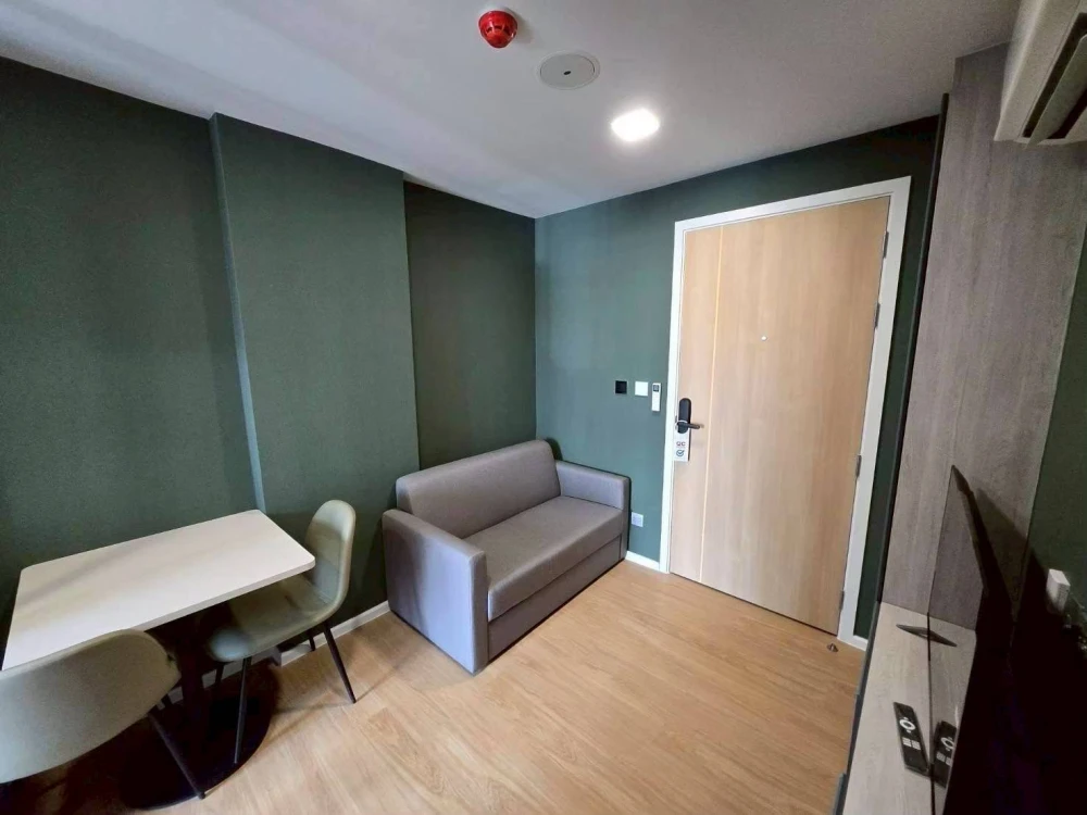 For rent: Atmoz Kanaal Rangsit, 6th floor, fully furnished unit, ready to move in. Book now, don't miss out!