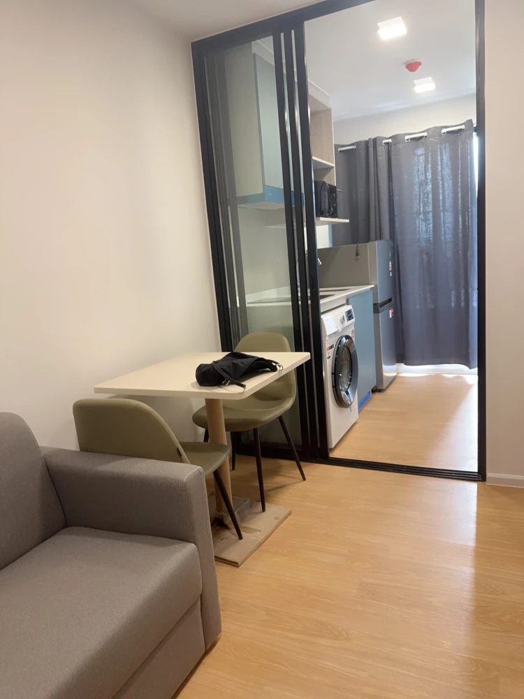 For rent: Atmoz Kanaal Rangsit, 6th floor, fully furnished room, ready to move in, book now, don't miss out.