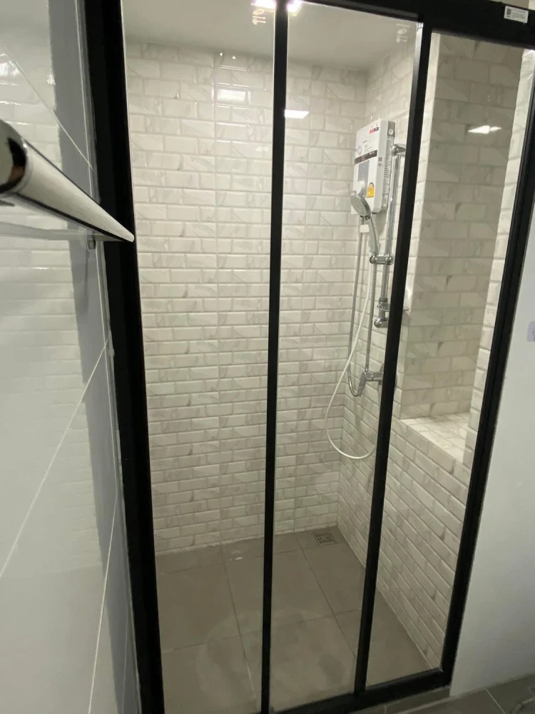For rent: Atmoz Kanaal Rangsit, 6th floor, fully furnished room, ready to move in. If interested, hurry and reserve now. Don't wait.
