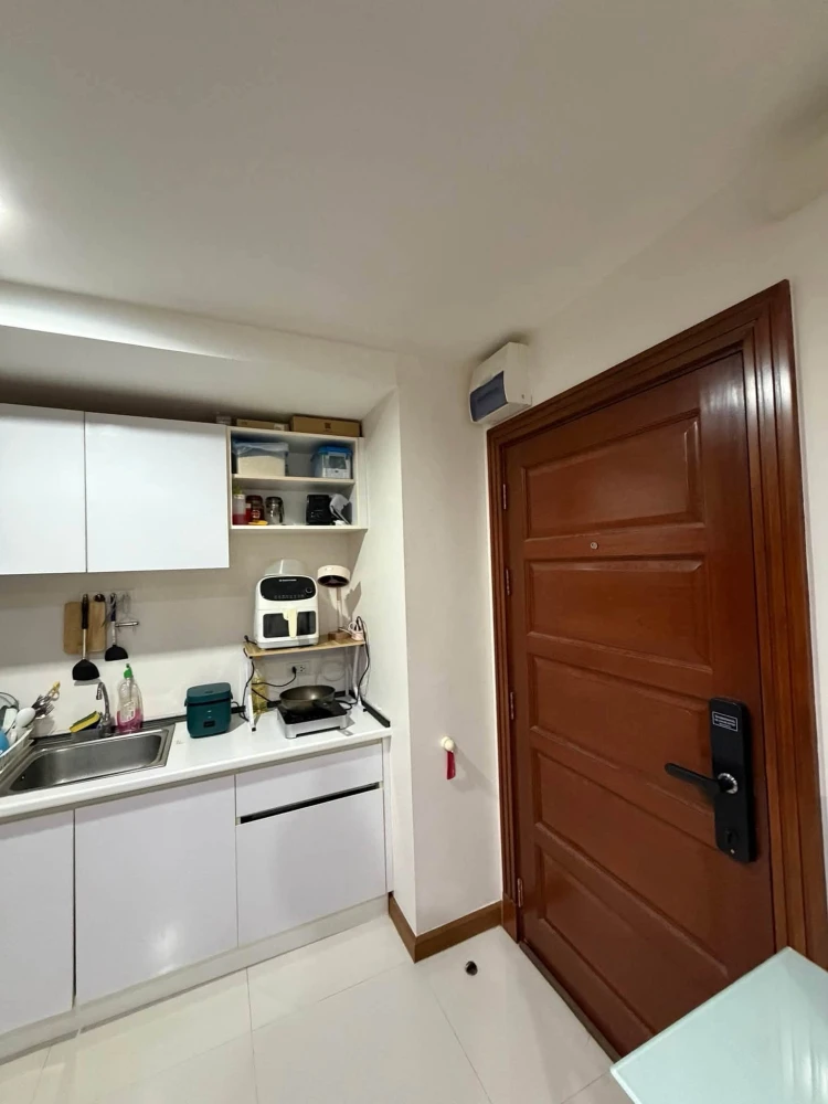 For Rent: Atmoz Kanaal Rangsit, 7th floor. Fully furnished and inviting—book now! Don't miss out.