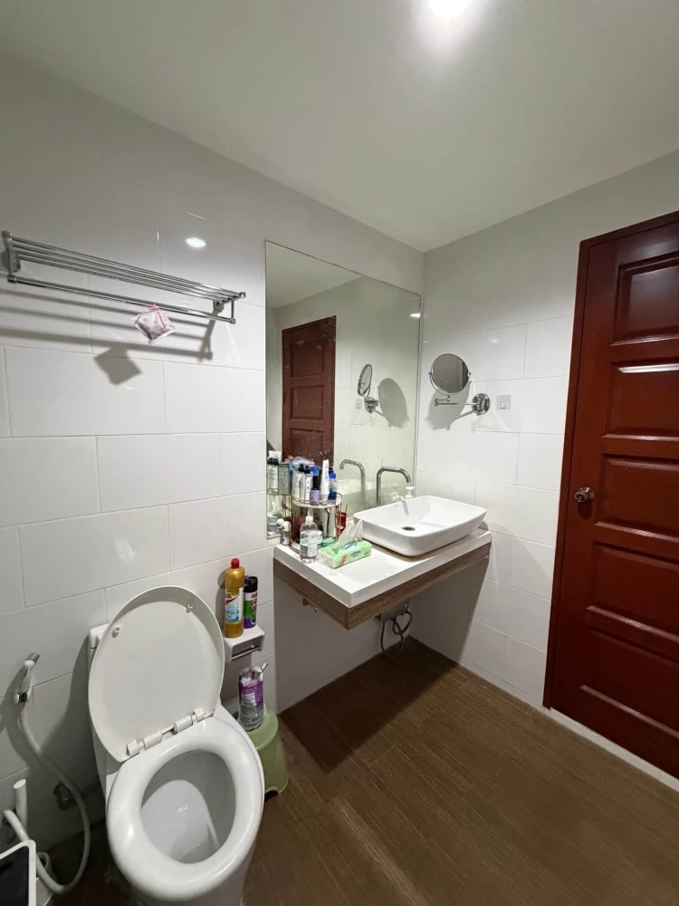For Rent: Atmoz Kanaal Rangsit, 7th floor. Fully furnished and inviting—book now! Don't miss out.