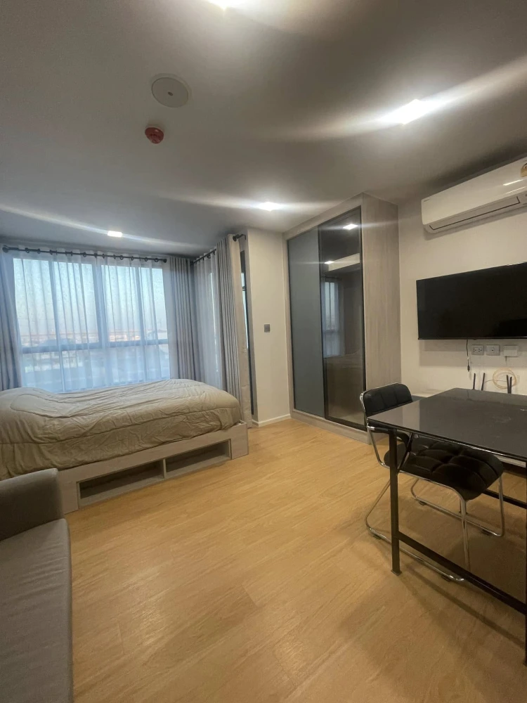 For rent: Atmoz Kanaal Rangsit, Studio room, view of the Red Line, furniture and appliances, book now.