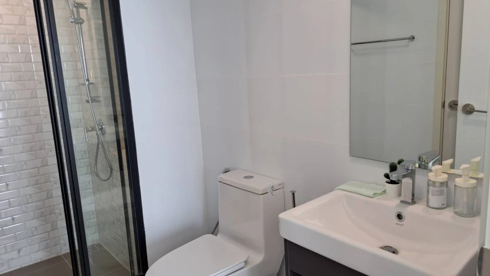 For rent Atmoz Kanaal Rangsit, ready to move in, convenient, complete here, hurry up and reserve now, don't miss out.