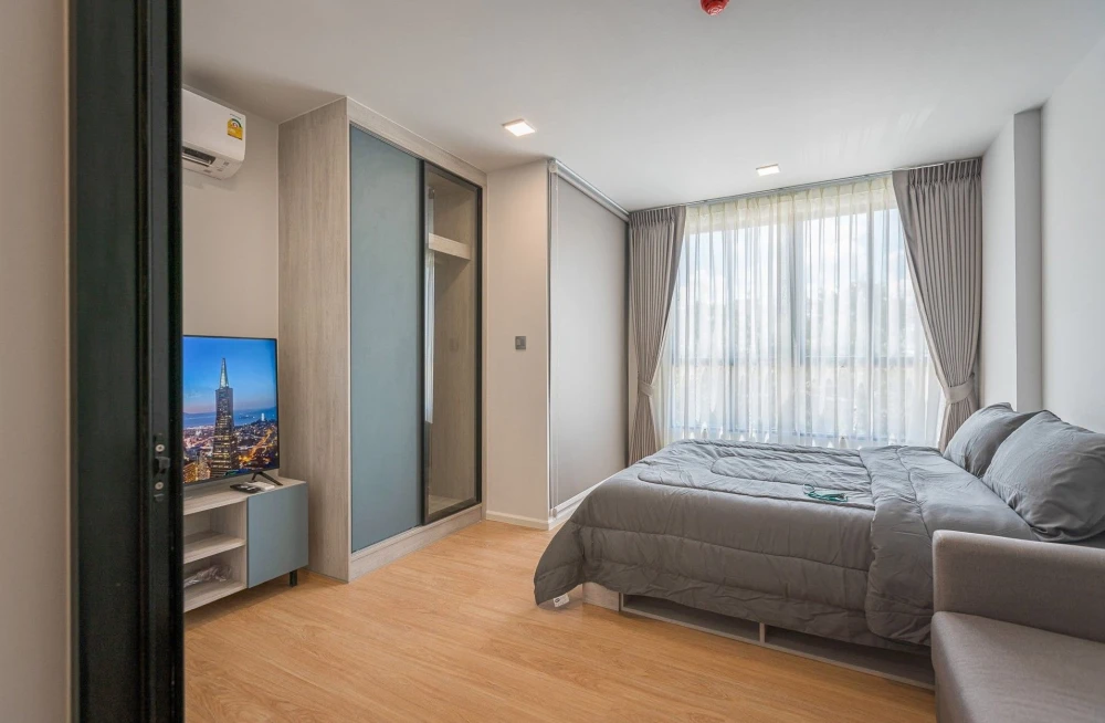 For rent: Atmoz Kanaal Rangsit, studio room, beautifully decorated, fully decorated, comes with complete furniture and appliances. Reserve now!