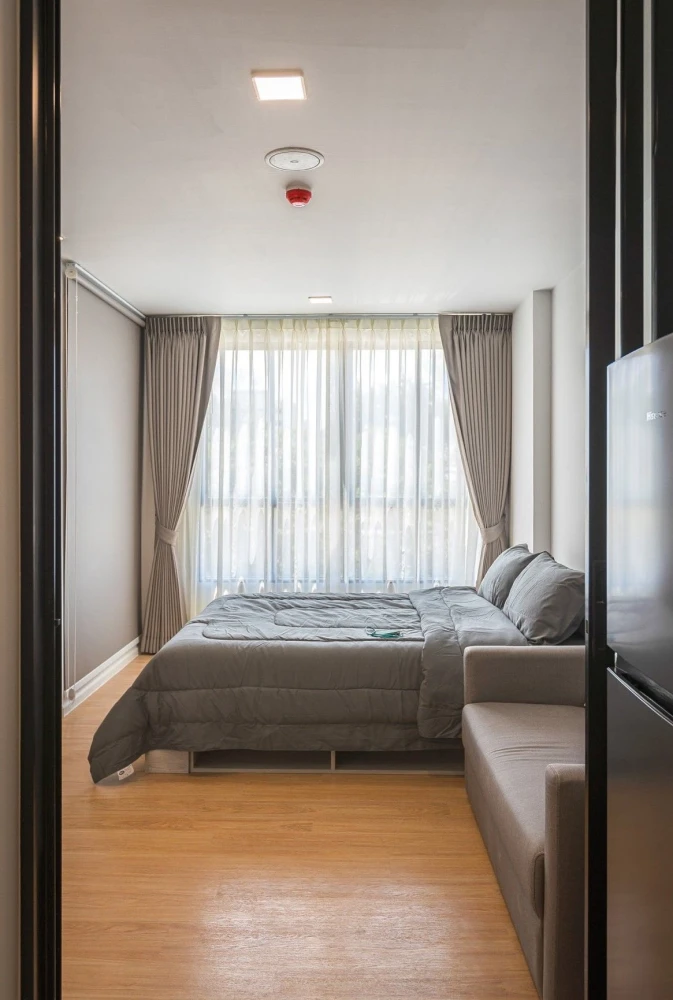 For rent: Atmoz Kanaal Rangsit, studio room, beautifully decorated, fully decorated, comes with complete furniture and appliances. Reserve now!