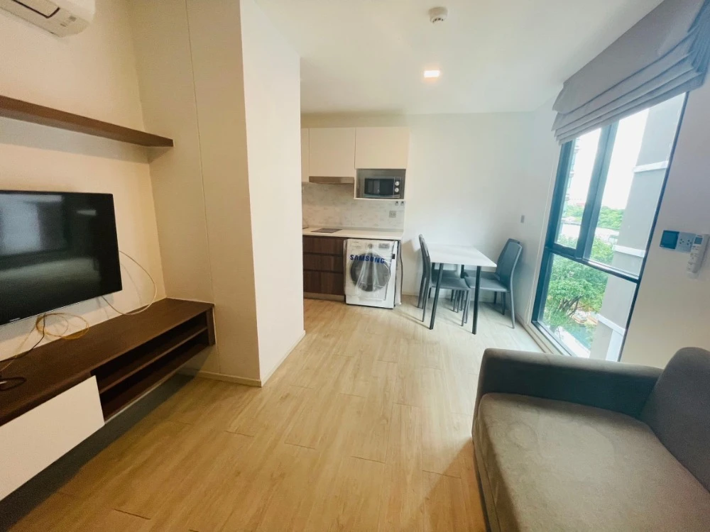 For rent: Atmoz Ladprao 71, 5th floor. A lovely, fully furnished unit. Book now!