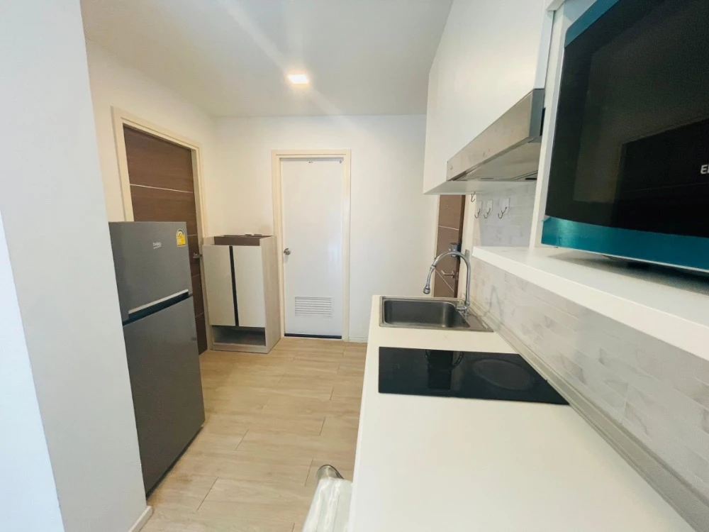For rent: Atmoz Ladprao 71, 5th floor. A lovely, fully furnished unit. Book now!