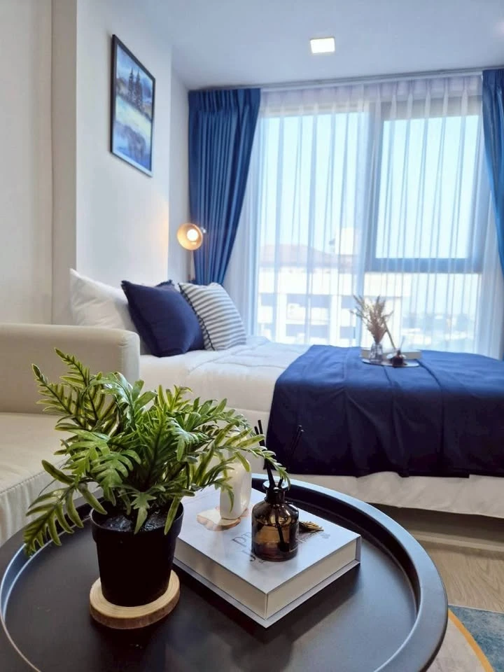 For rent: Atmoz Oasis Onnut, a resort-style condo that offers tranquility and privacy, like relaxing in a luxury resort every day.