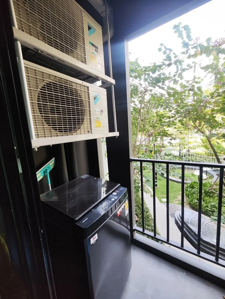 For rent ATMOZ OASIS ONNUT, beautiful garden view, shady, comfortable, complete facilities, ready to move in immediately