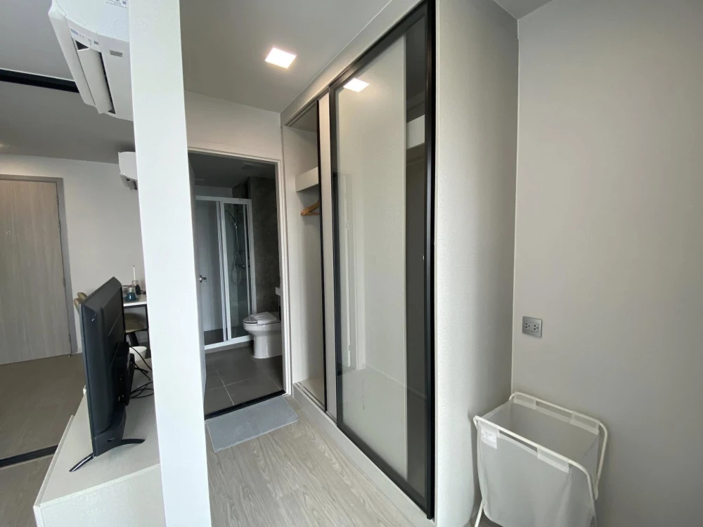 For rent: Atmoz Oasis Onnut, stylishly decorated room, nice to live in, city view, don't miss it.