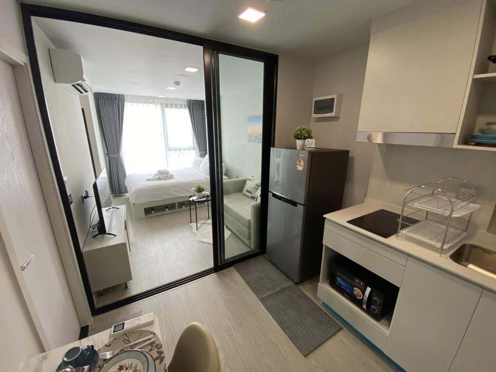 For rent: Atmoz Oasis Onnut, stylishly decorated room, nice to live in, city view, don't miss it.
