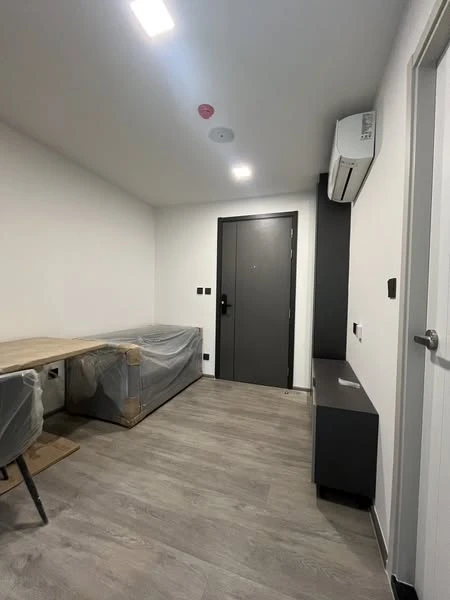 For rent: Atmoz Palacio Ladprao Wanghin, a nice room, good location, comes with complete furniture and appliances. Reserve now!