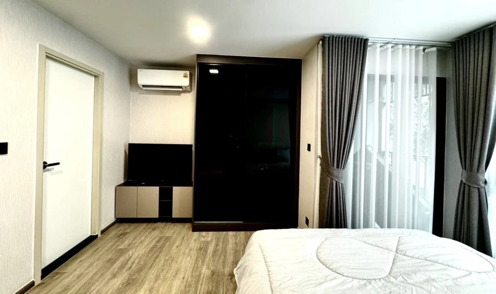 For rent: ATMOZ Palacio Ladprao-Wanghin. Fully furnished and ready to move in. Complete premium appliances. Don't miss out!