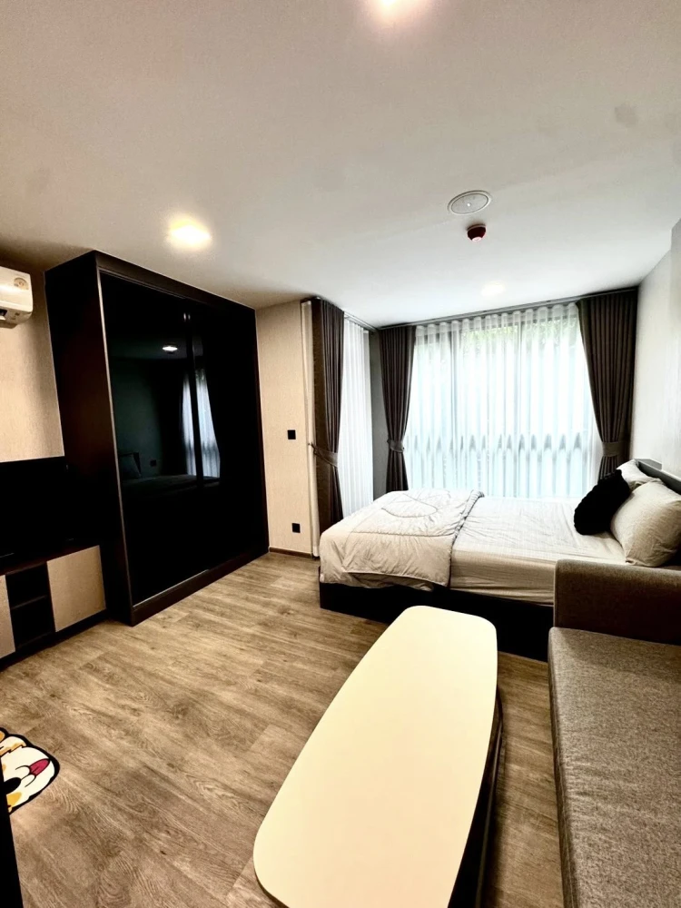 For rent: ATMOZ Palacio Ladprao-Wanghin. Fully furnished and ready to move in. Complete premium appliances. Don't miss out!