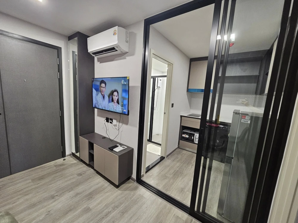 For rent: Atmoz Palacio Lat Phrao Wang Hin, 1 bed plus, 5th floor, swimming pool view, garden view, very good breeze, come and reserve now, don't dela
