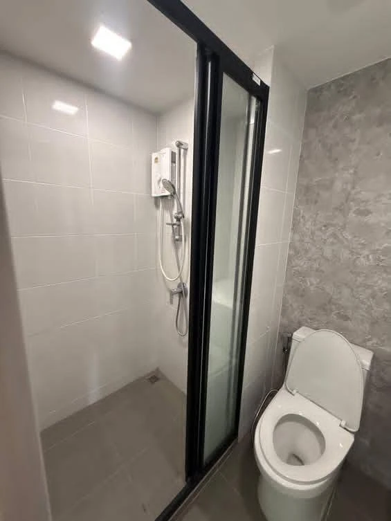 For rent: Atmoz Portrait Srisaman, 7th floor unit, fully furnished. Just bring your bags and move in!