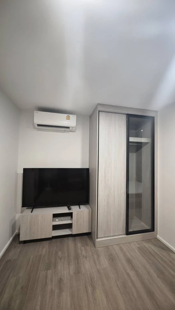 For rent: Atmoz Portrait Srisaman, ready-to-move-in room with full furniture, affordable price. Book now!