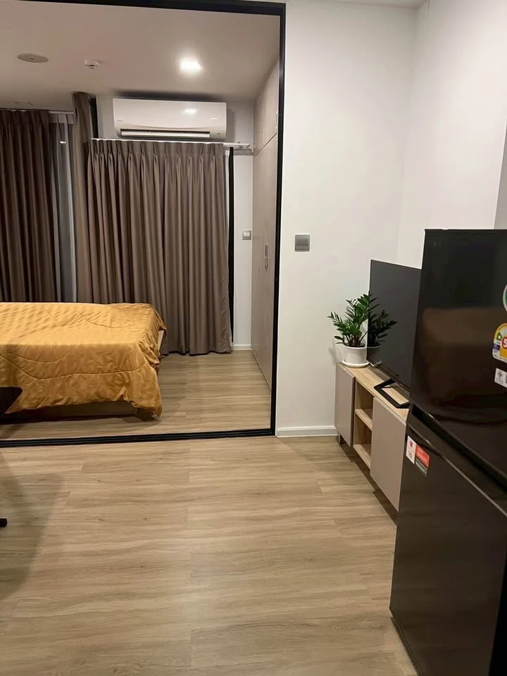 ให้เช่า Atmoz Ratchada-Huaikwang ชั้น 4 ห้องกั้น น่าอยู่ สนใจรีบจองเลย อย่ารอช้า ด่วนๆ