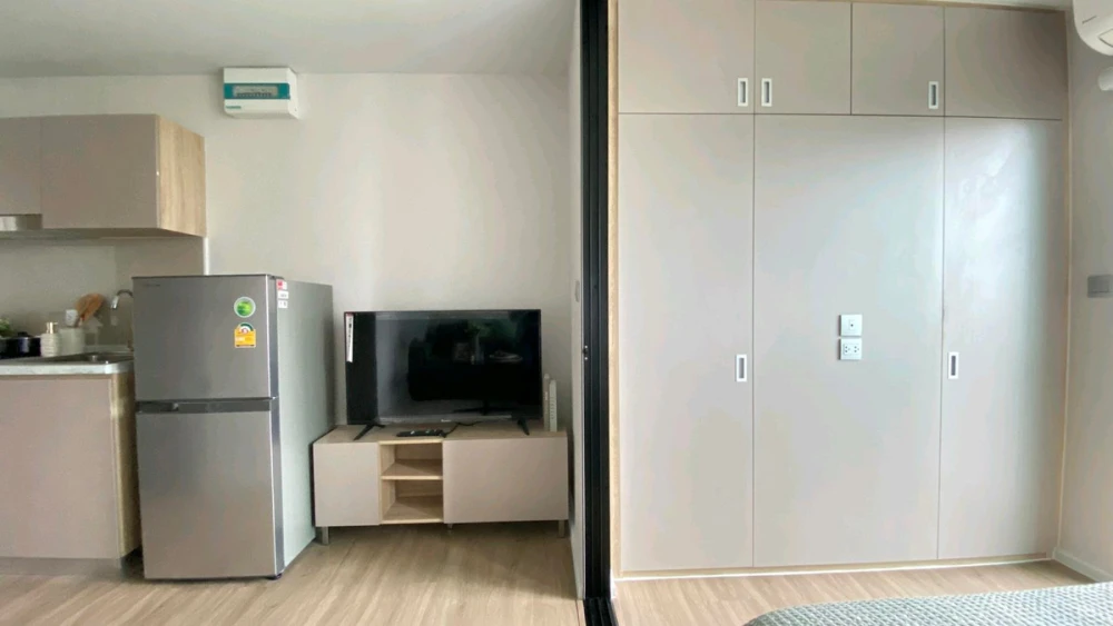 ให้เช่า Atmoz Ratchada-Huaikwang ชั้น 6 ห้องสวย แต่งครบ พร้อมอยู่ จองเลย ด่วนๆ