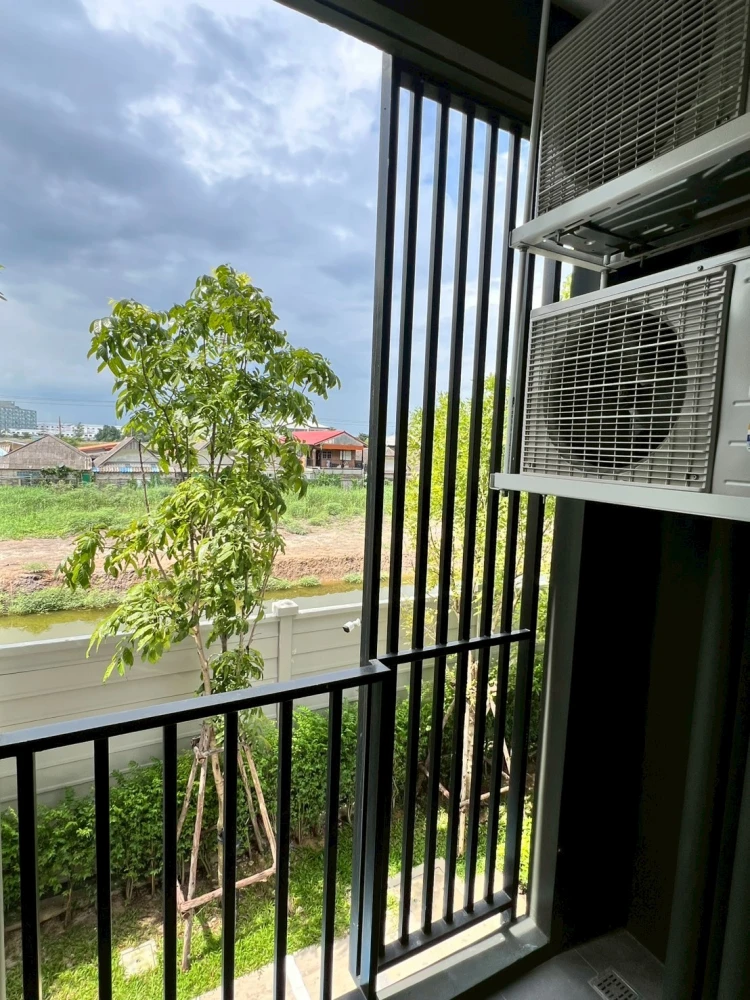 For rent: Atmoz Season Ladkrabang, 2nd floor, corner room, fully furnished, reserve now, hurry!