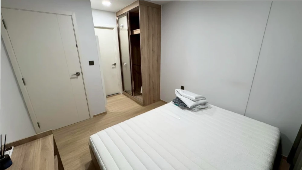 For rent: Atmoz Season Ladkrabang, north-facing room, not hot all day, sun protection film installed, comfortable living, saves on electricity bills,