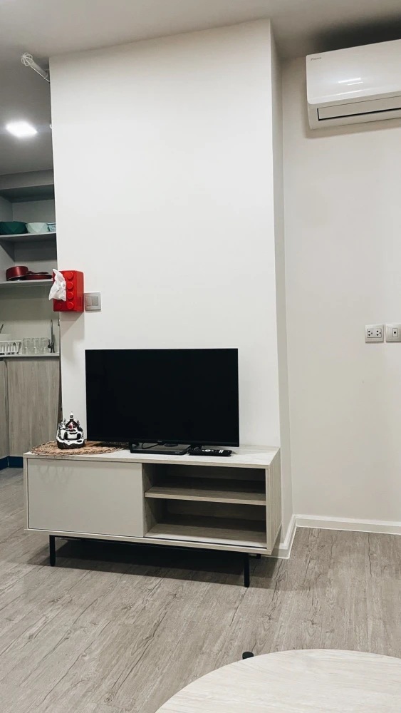 For rent: Atmoz Tropicana Bangna 1-bedroom apartment. Great location, beautiful garden view, fully furnished. Don't miss out!