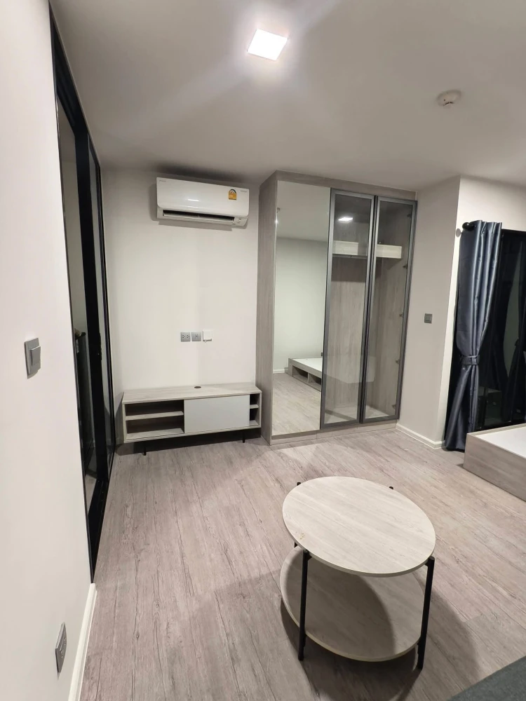 For rent: Atmoz Tropicana Bangna, 4th floor unit. Great location, convenient transportation, fully furnished. Don't miss out!