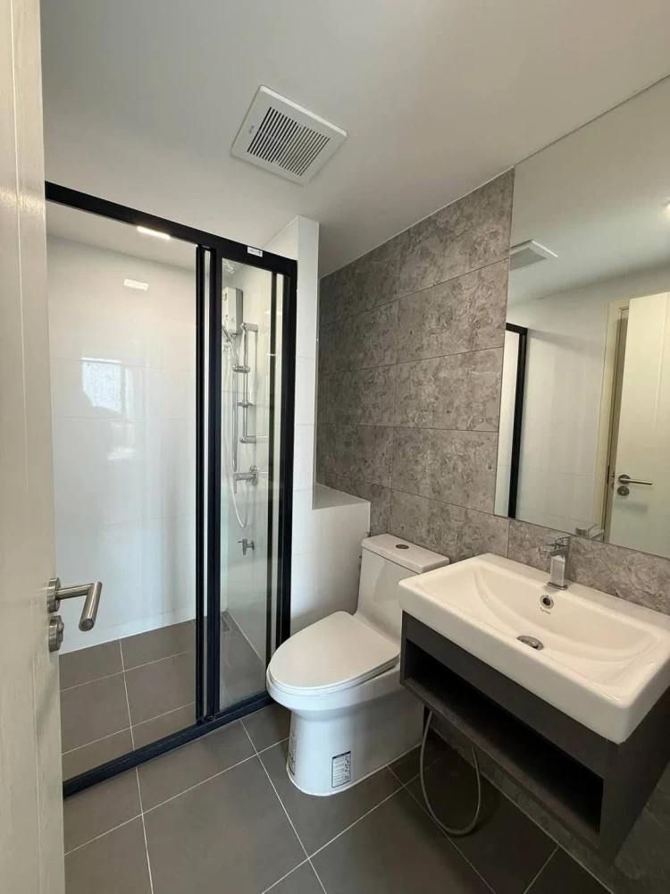 For rent Atmoz Tropicana Bangna, nice room, good location, complete facilities, book now.