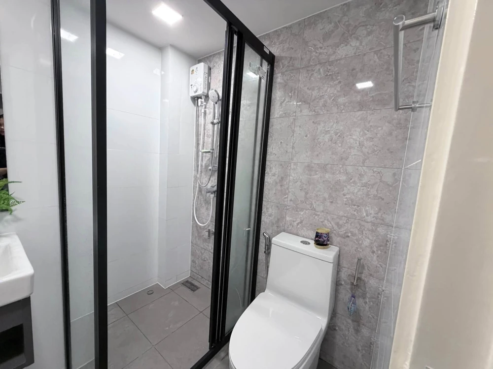 ให้เช่า Atmoz Tropicana Bangna ห้องน่าอยู่ สิ่งอำนวยความสะดวกพร้อม ราคาสบายกระเป่า จองเลย