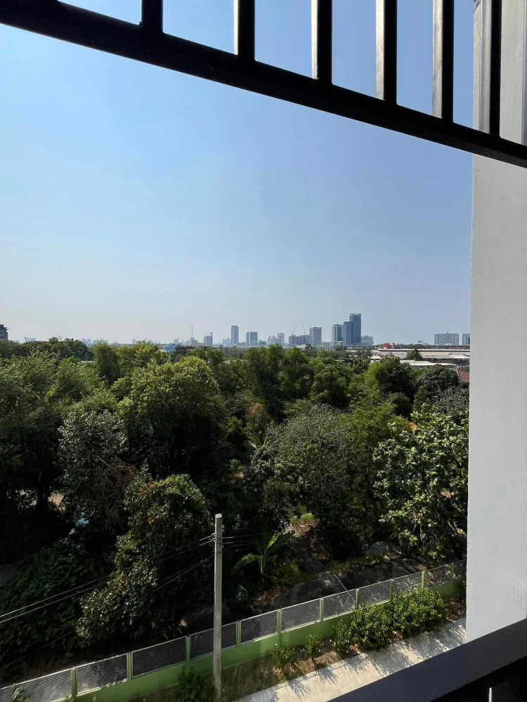 For rent: Atmoz Tropicana Bangna. Nice room, fully furnished with appliances. Just bring your personal belongings and move in! Book now before it's to