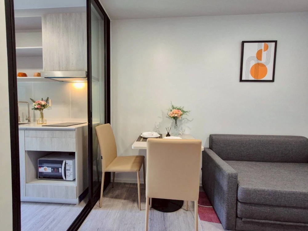 ให้เช่า Atmoz Tropicana Bangna ห้องพร้อมอยู่ เฟอร์พร้อม จองเลย