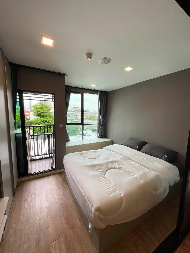 For rent: Atmoz Ladprao 15, soundproofed room with complete appliances. Just bring your personal belongings and move in.