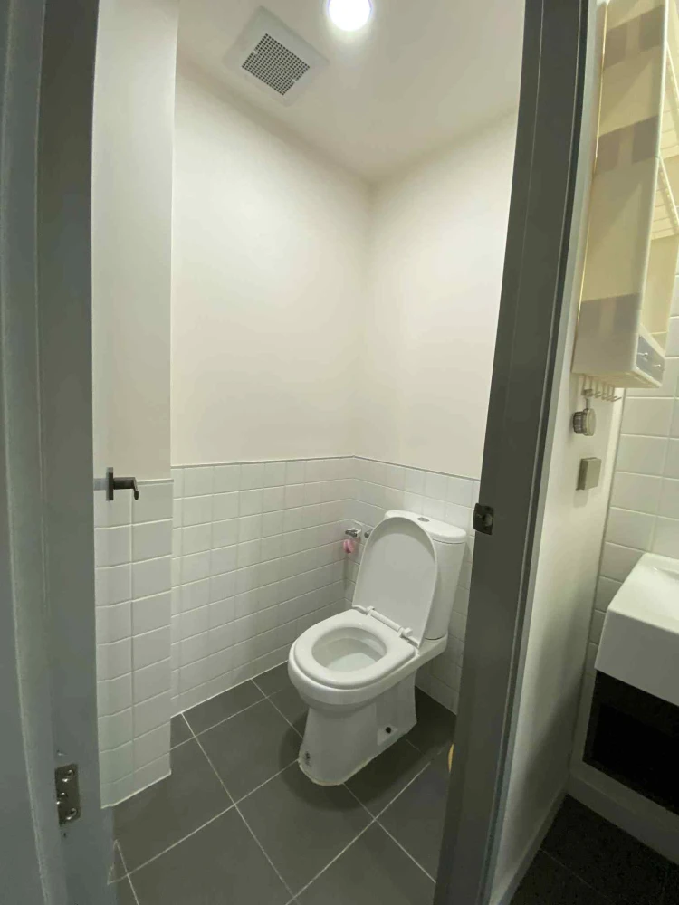 For rent: Attitude BU 2 bedrooms, good location, comes with furniture and complete amenities, just bring your bags and move in!