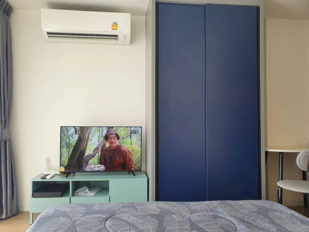 For rent: Attitude BU, a lovely room on the 7th floor, fully furnished, complete with furniture and appliances. Just bring your bags and move in!