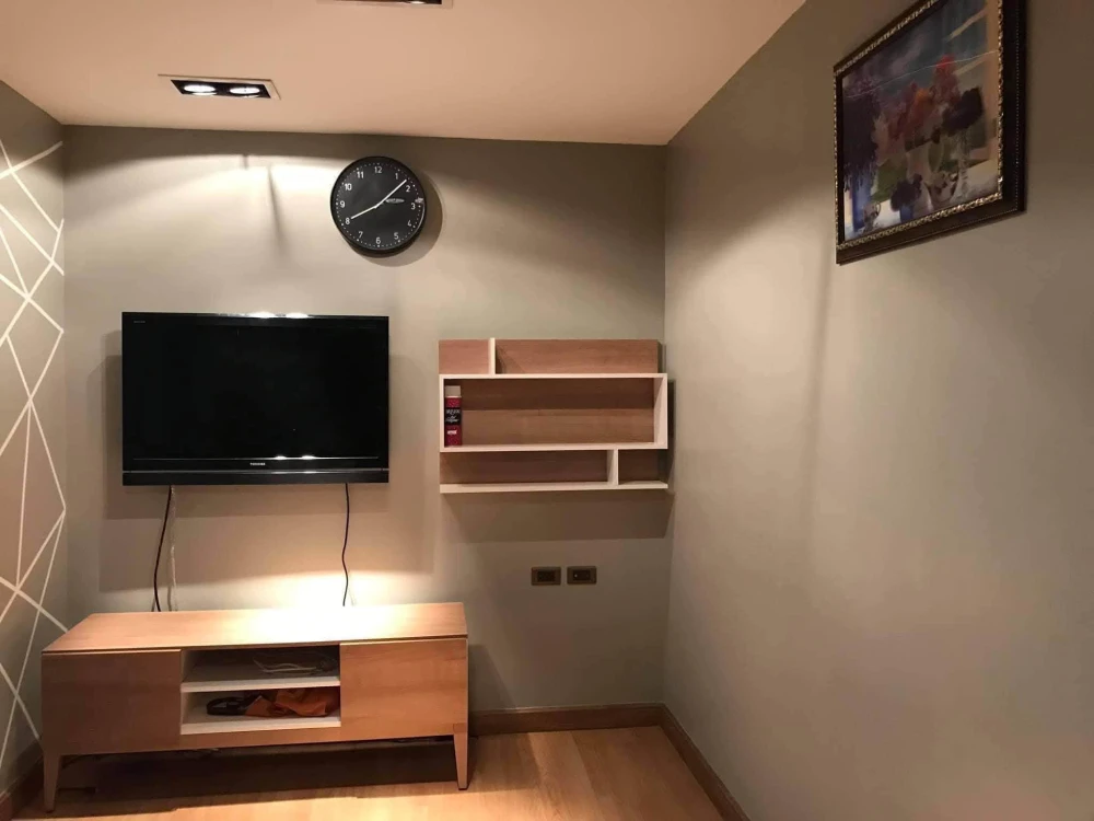 For rent: August Condo - Charoenkrung 80. Very spacious unit with plenty of living area, fully furnished. Book now!