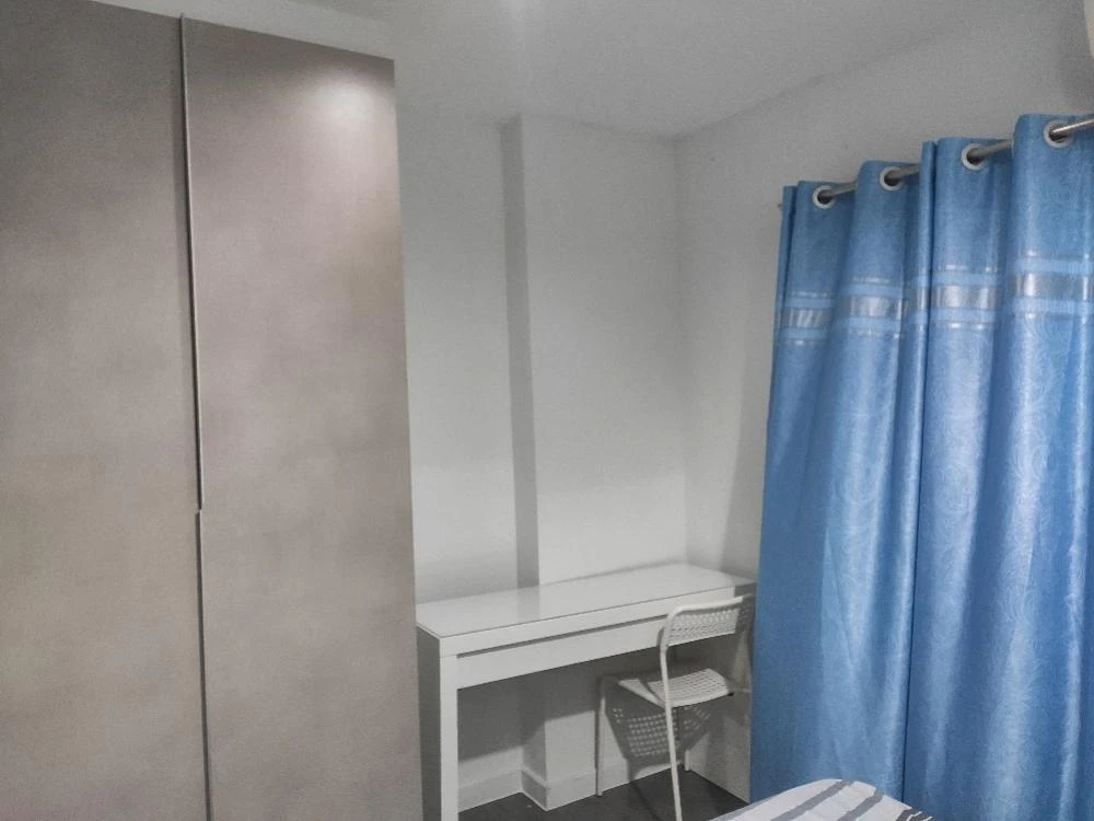 For rent: B Campus Prachachuen, 4th floor, partitioned room, fully furnished, ready to move in, reserve now.