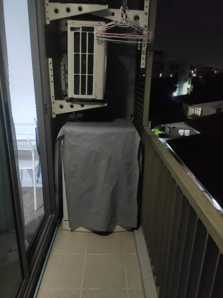 For rent: B Campus Prachachuen, 4th floor, partitioned room, fully furnished, ready to move in, reserve now.
