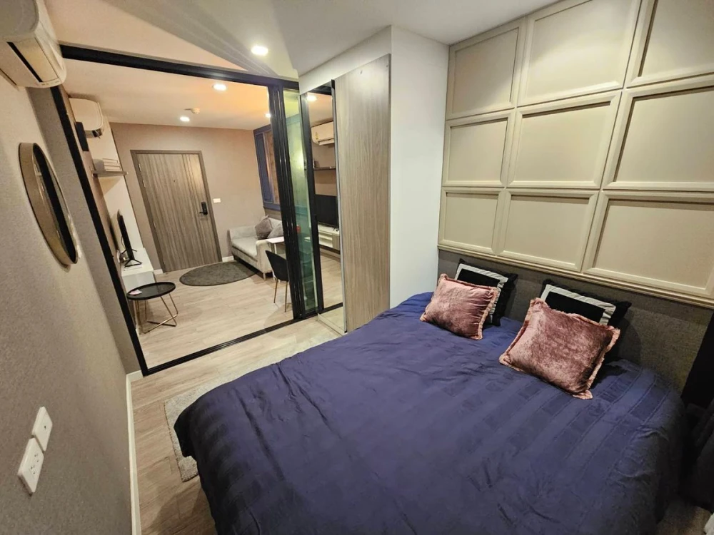 For rent: B Loft Sukhumvit 107, beautiful room, fully furnished, nice to live in. If interested, hurry and reserve now. Urgent!