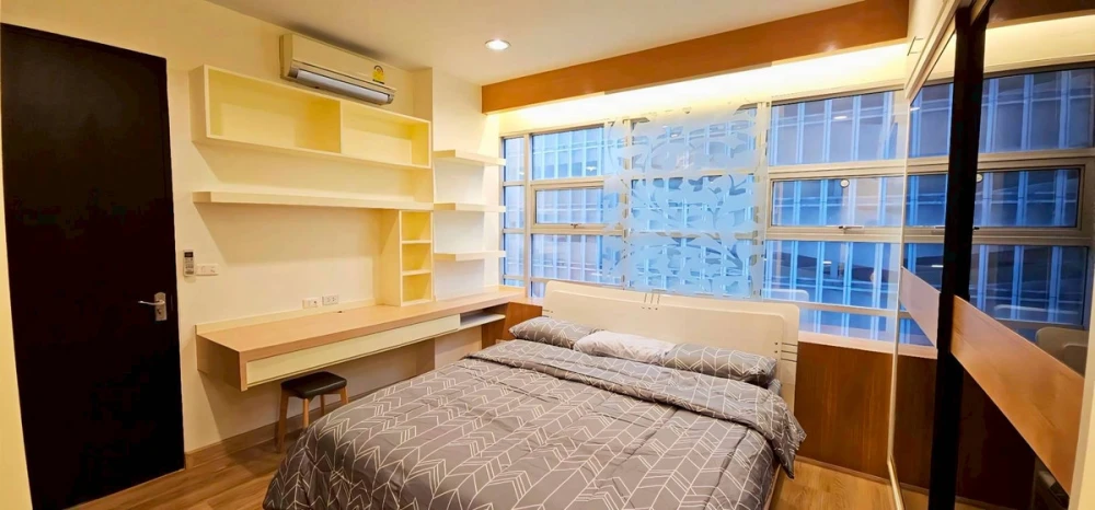For rent: Baan Klang Krung Siam-Pathumwan, 7th floor, fully furnished, nice room, reserve now, hurry!