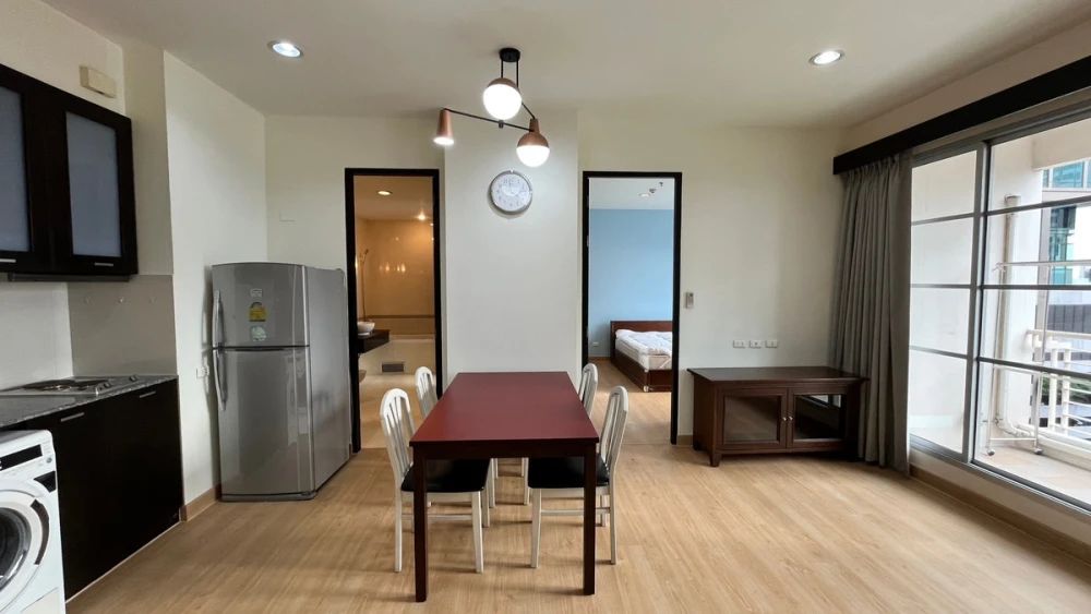 Spacious and comfortable fully furnished rooms for rent at Baan Klang Krung Siam-Pathumwan. Book now!