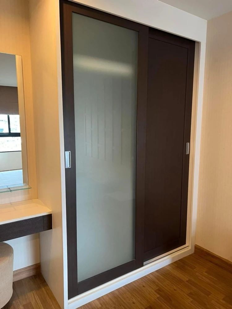 For rent: Baan Navatara, 5th floor, pool view, fully furnished, reserve now, hurry!